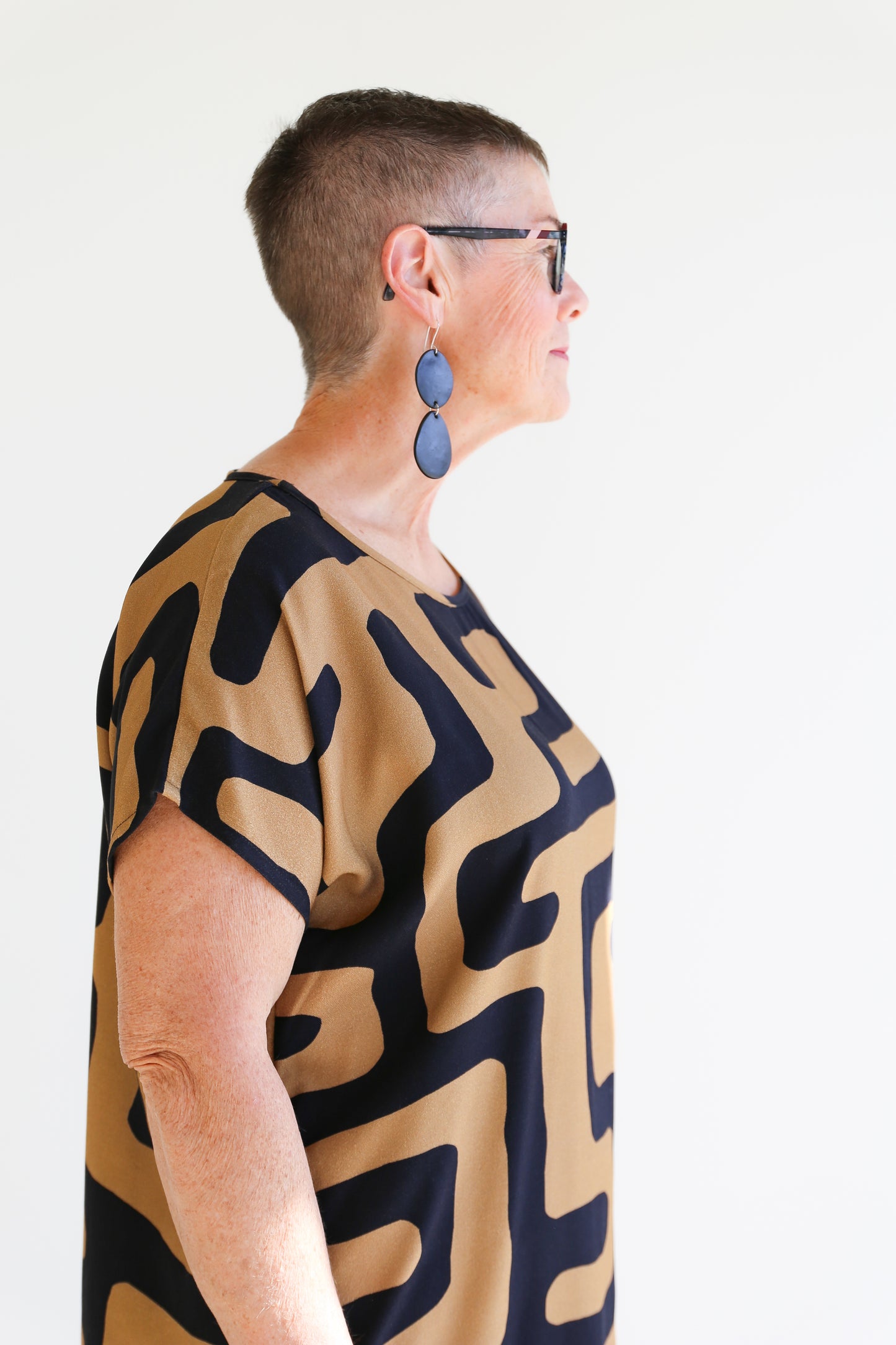 Sheila Tunic Top -Gold & Black