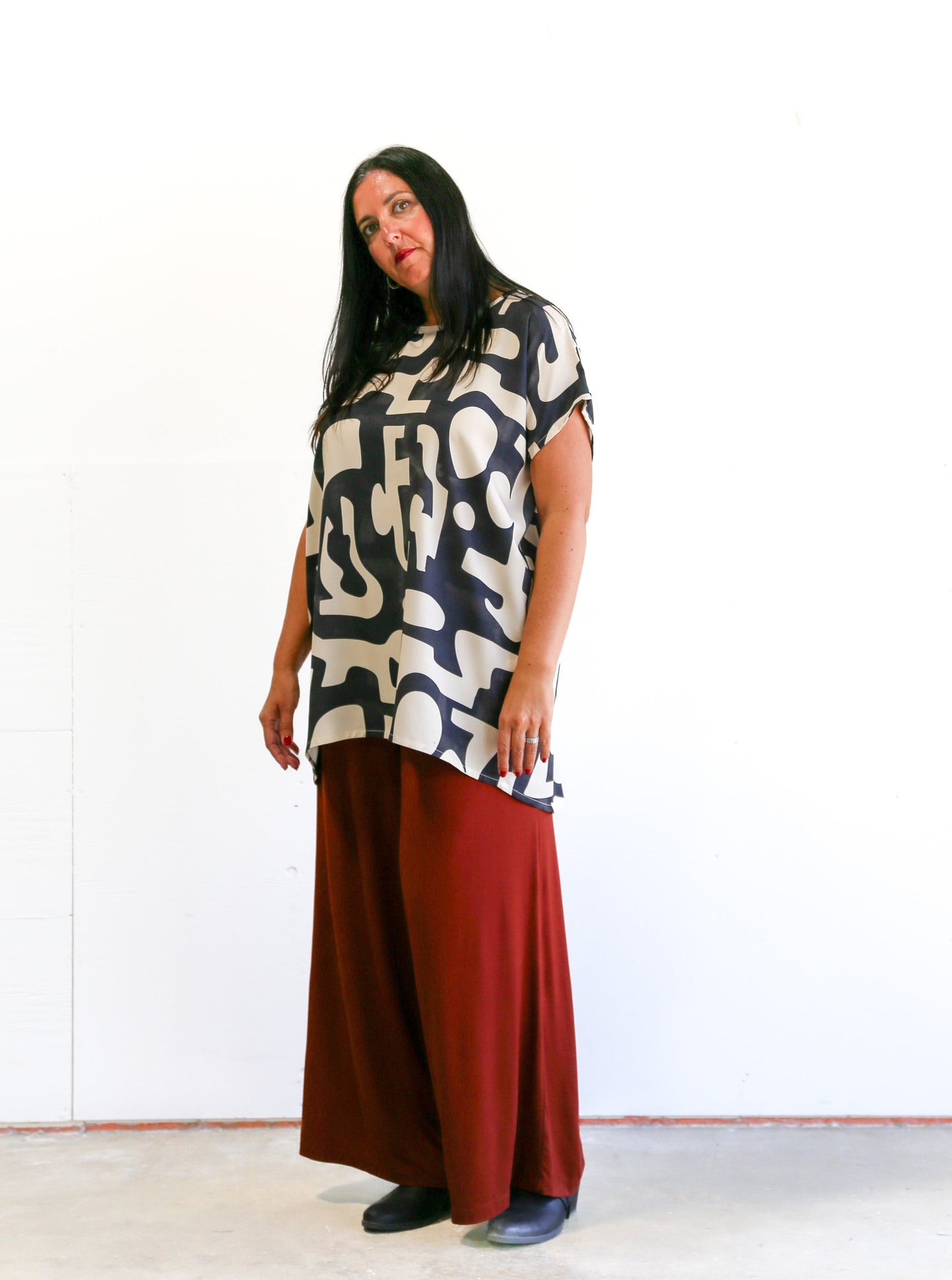 Sheila Tunic Top -Cream & Charcoal Print