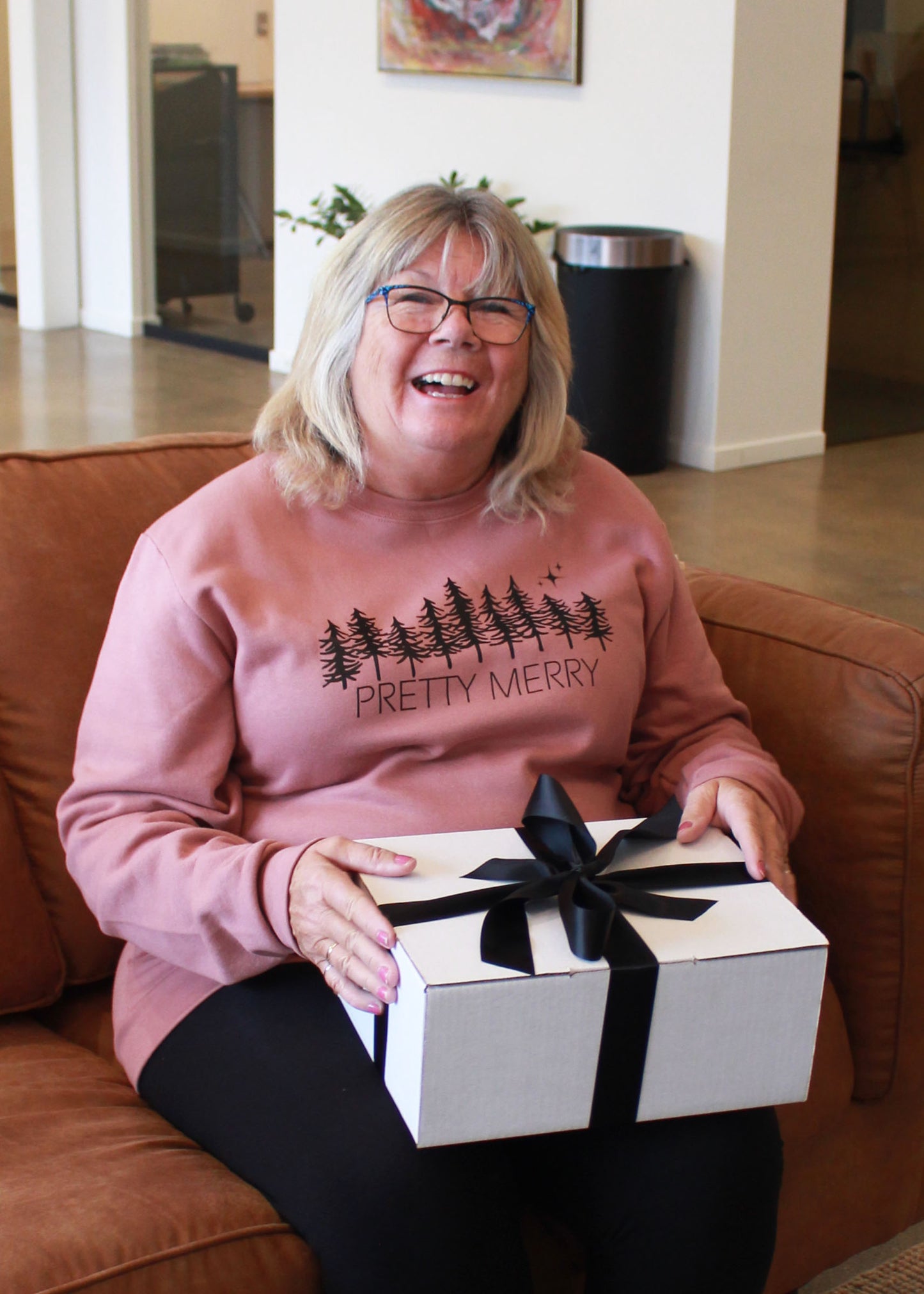 Pretty Project Sweatshirt -PRETTY MERRY