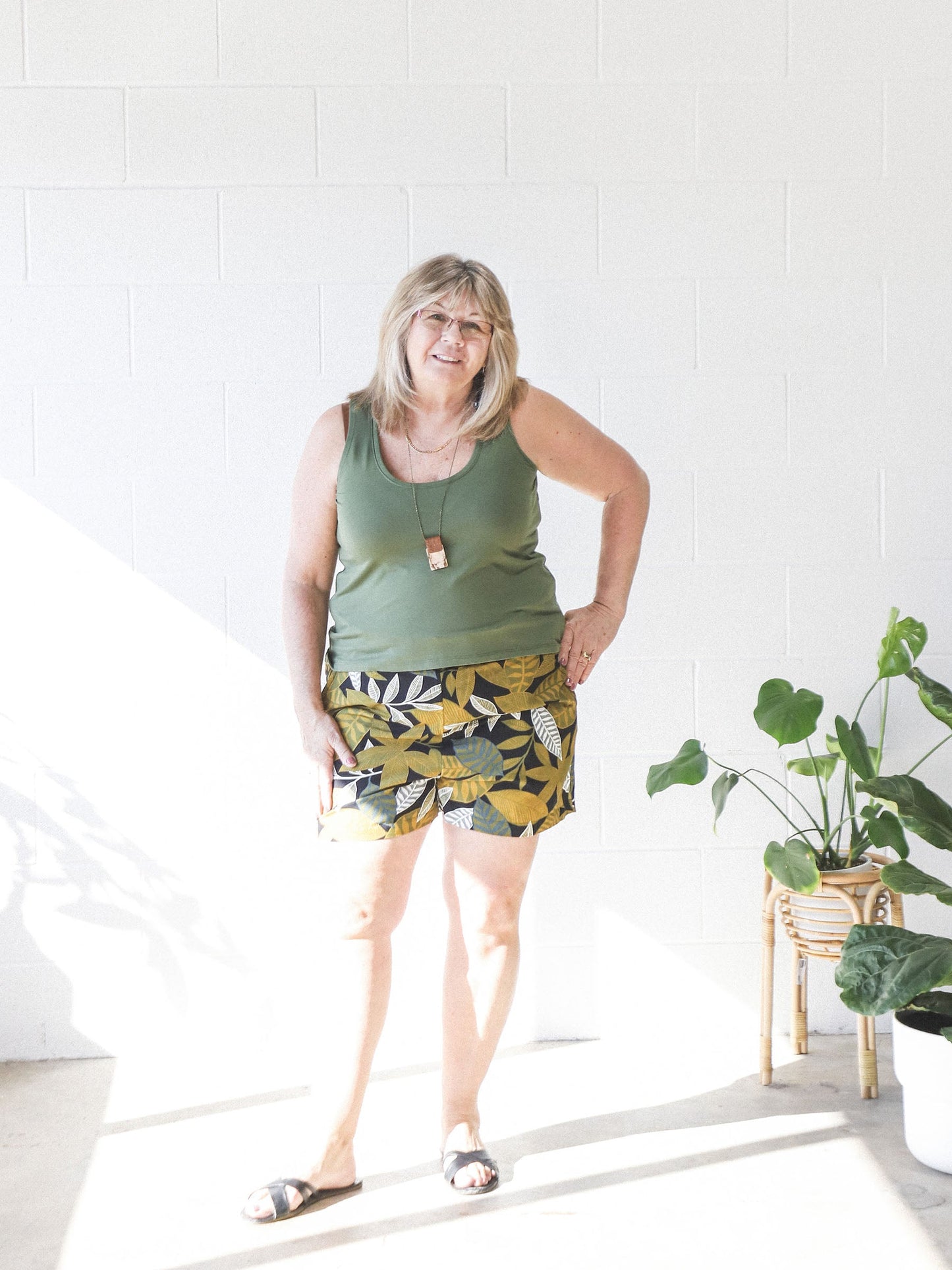 Paige Shorts -Leaf Print