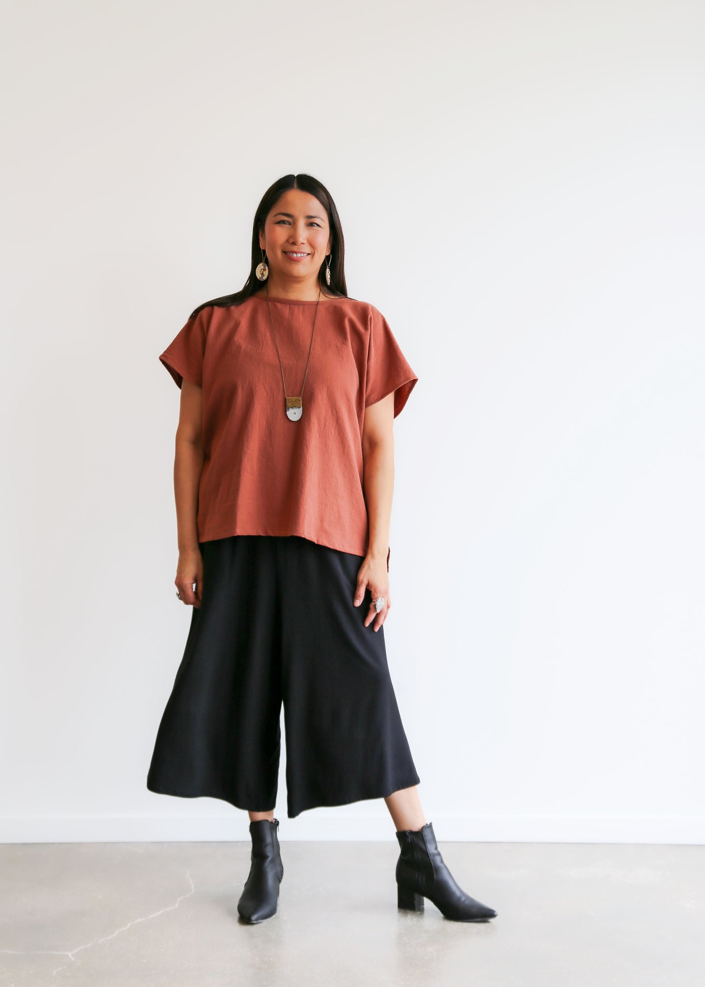 Mira Reversible Twist Top