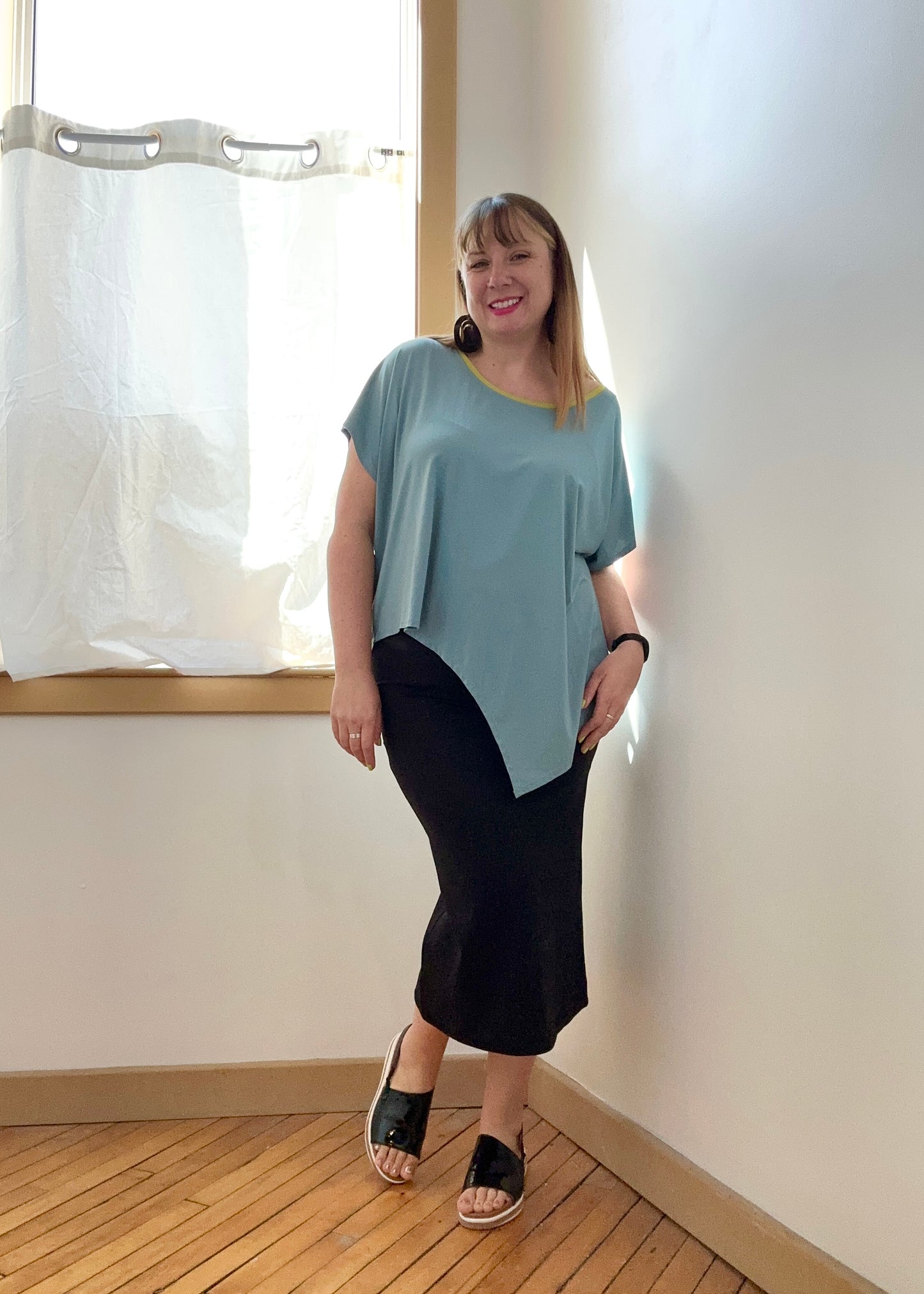 Ann Asymmetric Top -Sky & Chartreuse