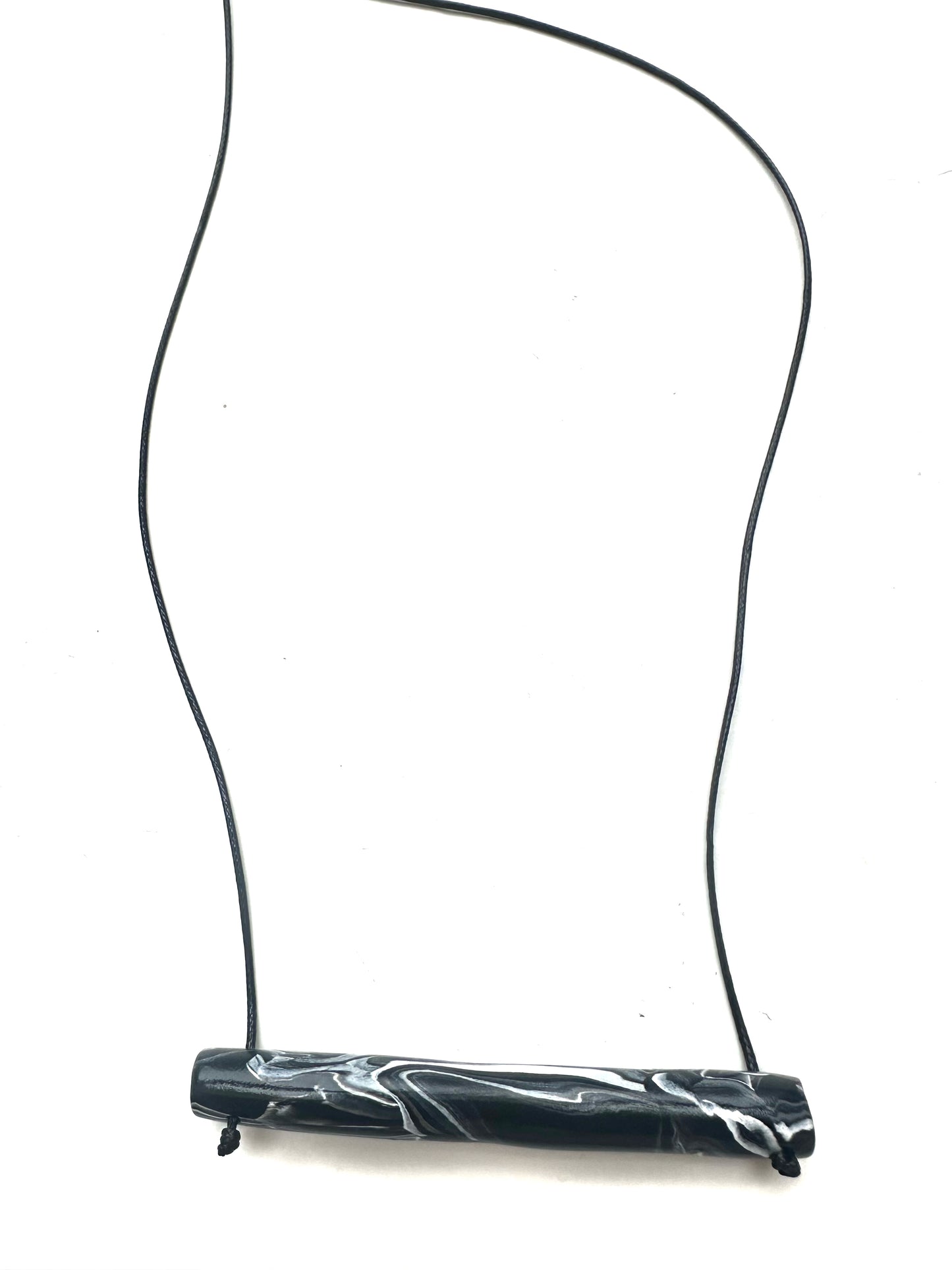 Bare-No-Tools -Necklace *Straight Away *Black w/ white swirl