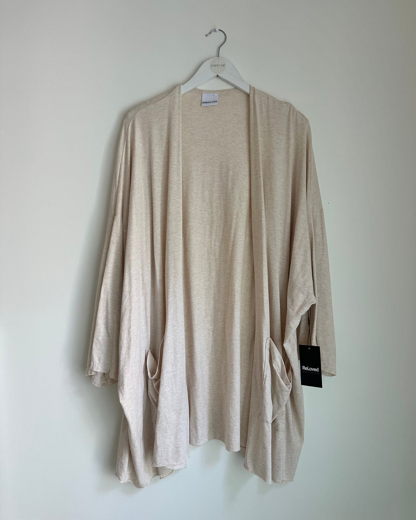 PreLoved -Kelly Boxy Cardigan -Cream -B & D