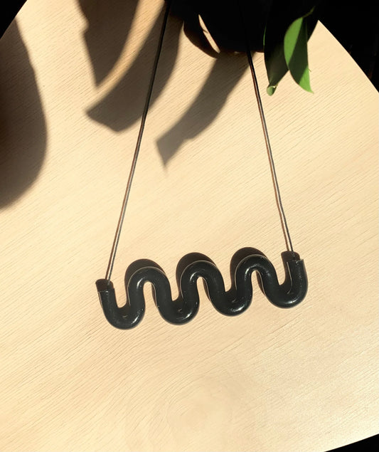 Bare-No-Tools -Roller Coaster Necklace -Black