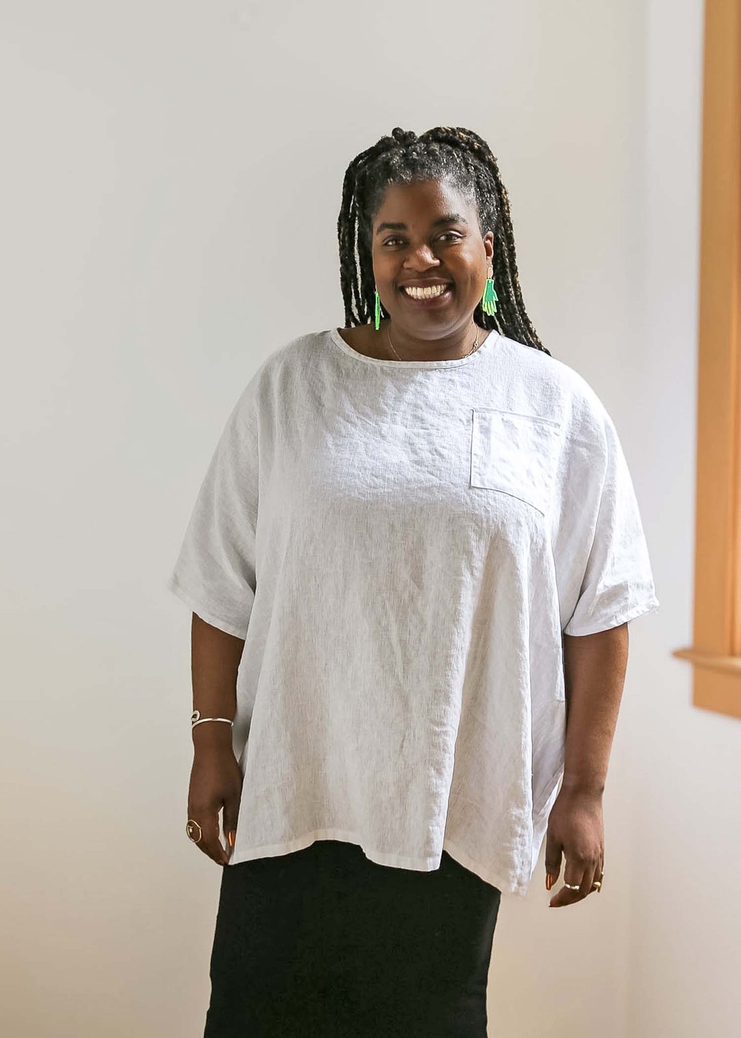 Sandy Tunic -Linen -Black or White