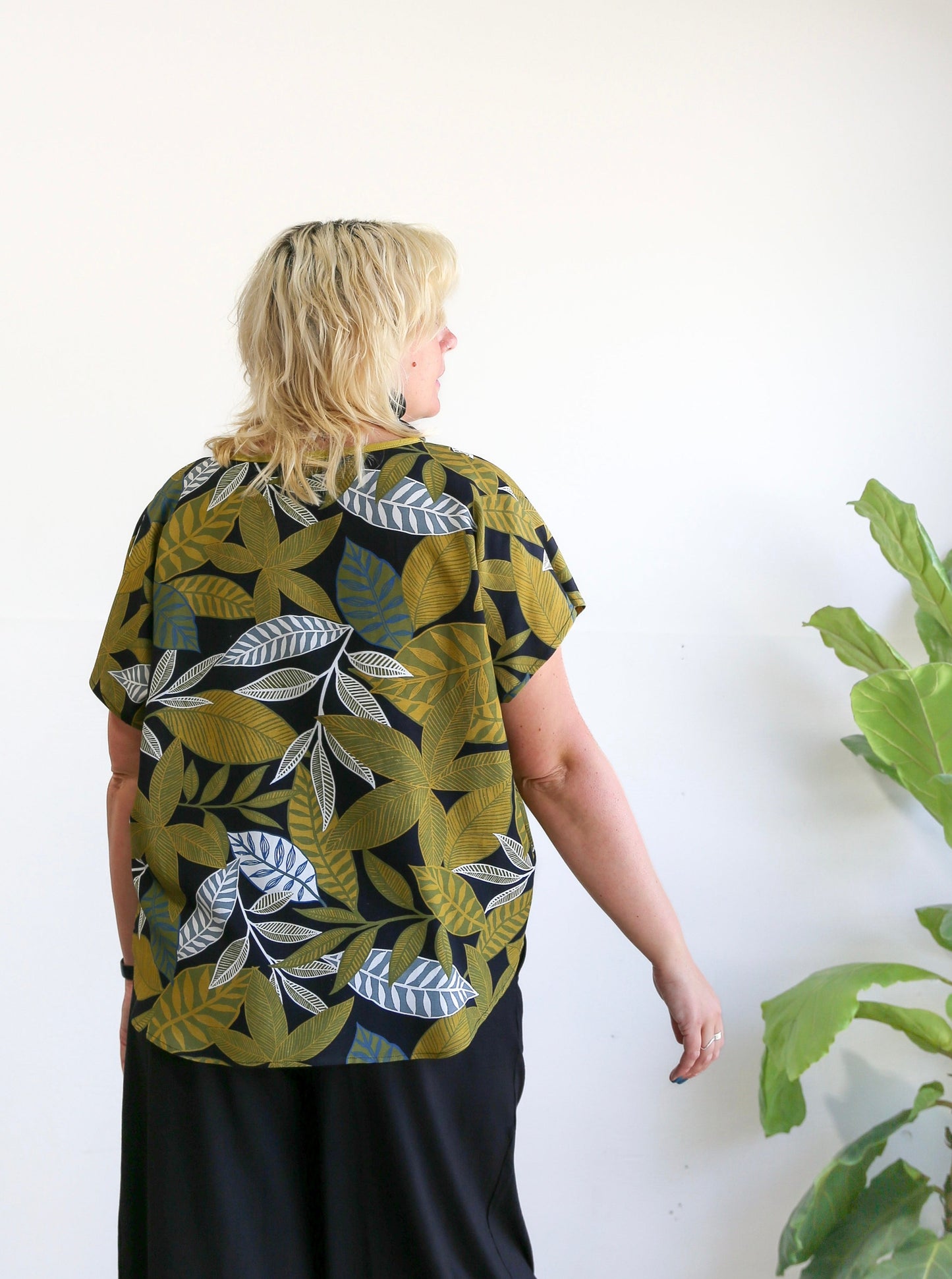 Julie Boxy Top -Leaf Print