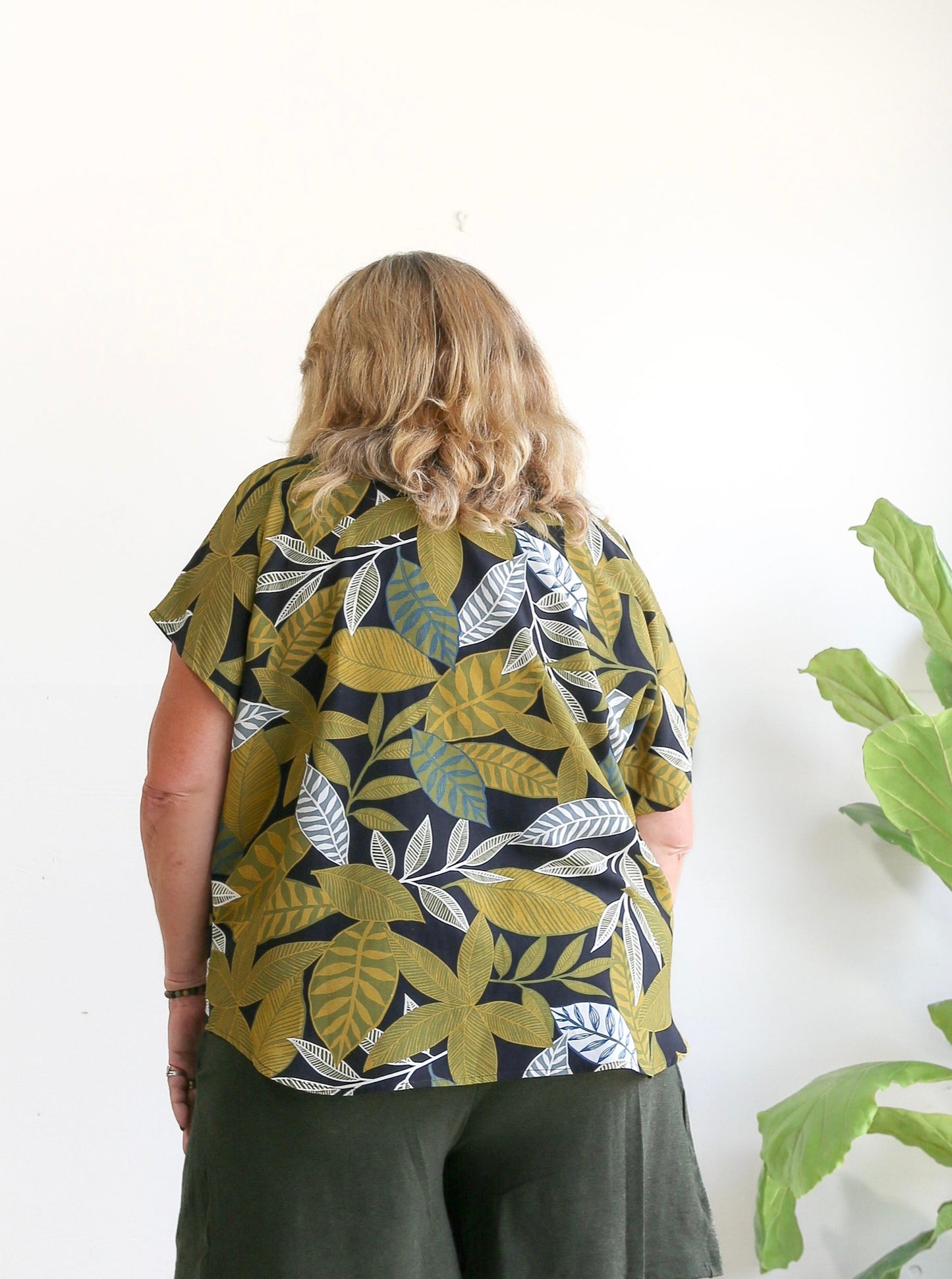 Julie Boxy Top -Leaf Print